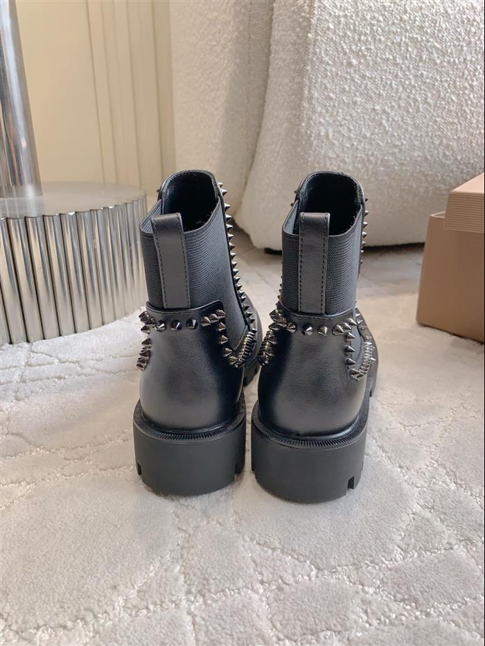 2025112818626357 390